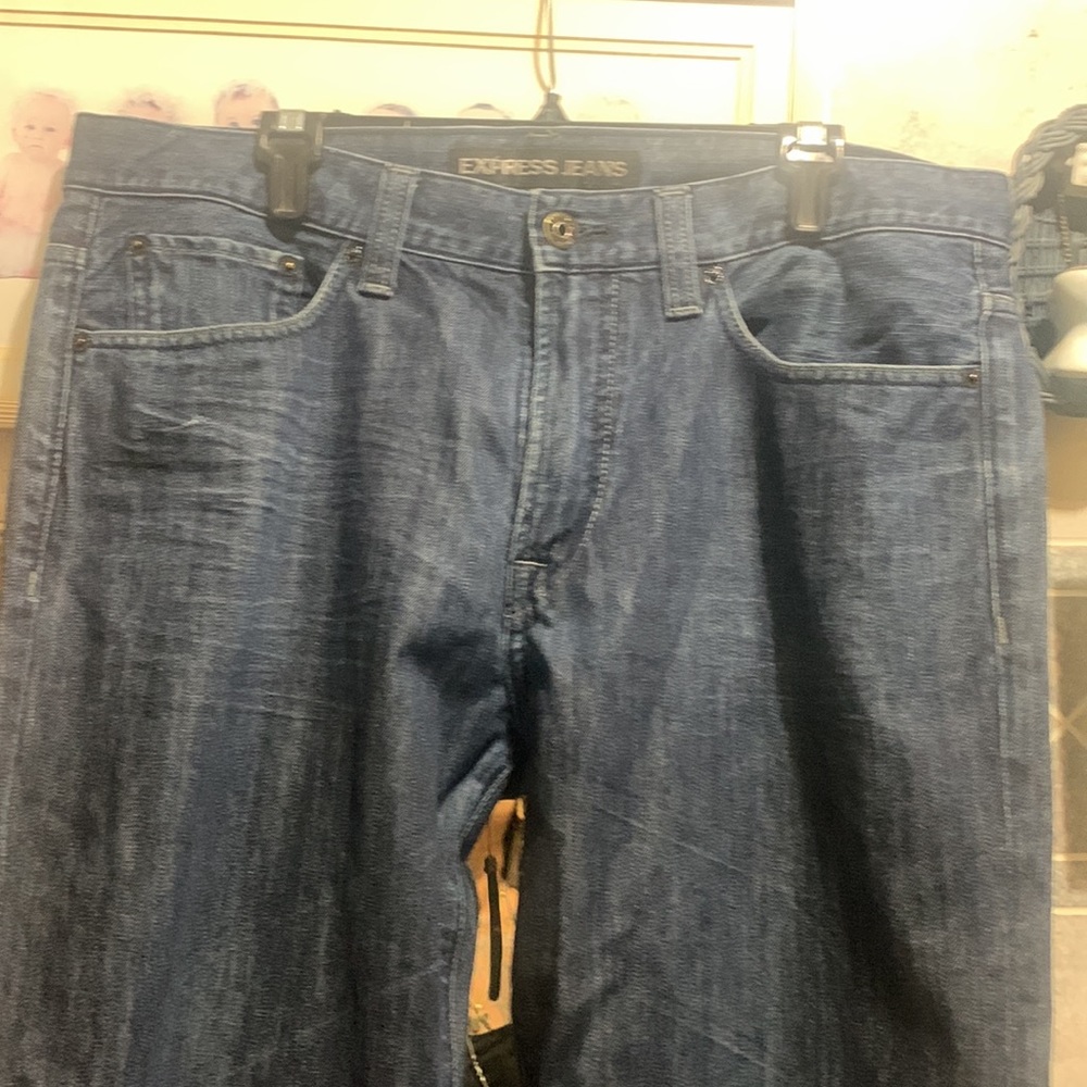 Express Jean - Picture 5 of 11